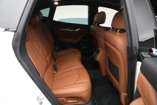 New 2021 Maserati Levante Q4 GranLusso for sale $89,735 at Maserati of Westport in Westport CT 06880 15