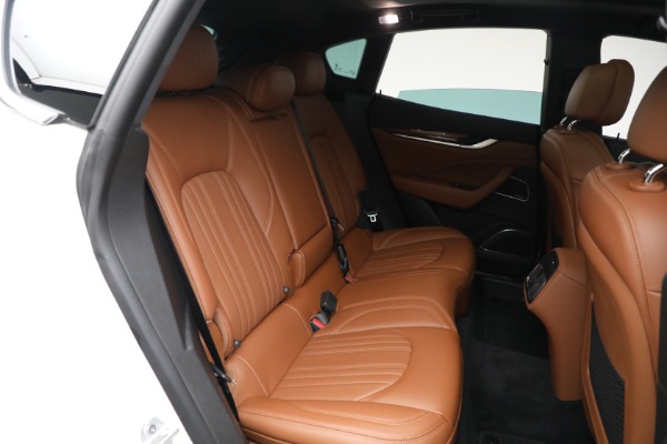 New 2021 Maserati Levante Q4 GranLusso for sale $89,735 at Maserati of Westport in Westport CT 06880 16