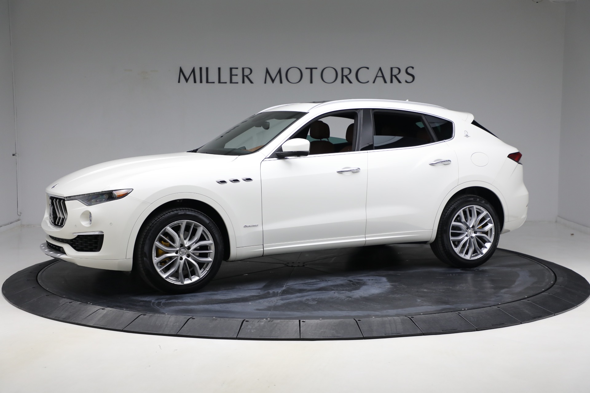 New 2021 Maserati Levante Q4 GranLusso for sale $89,735 at Maserati of Westport in Westport CT 06880 1