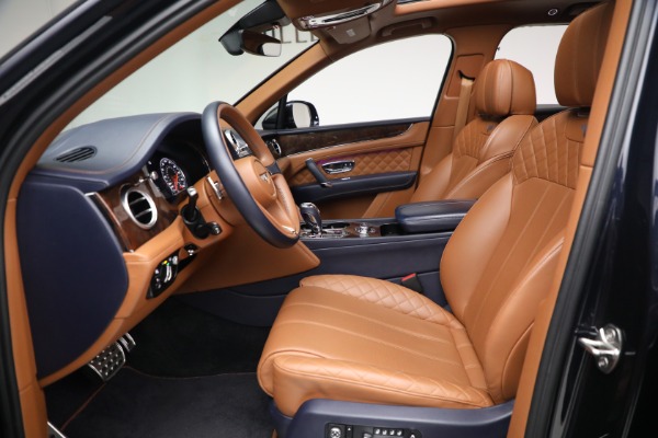 Used 2018 Bentley Bentayga W12 Signature for sale $109,900 at Maserati of Westport in Westport CT 06880 18
