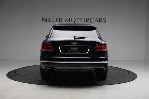 Used 2018 Bentley Bentayga W12 Signature for sale $109,900 at Maserati of Westport in Westport CT 06880 6