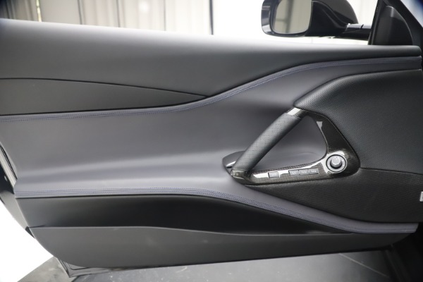 Used 2019 Ferrari 812 Superfast for sale $355,900 at Maserati of Westport in Westport CT 06880 16
