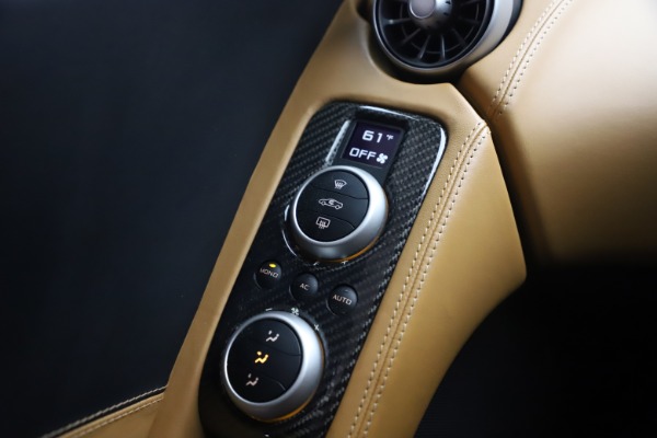Used 2012 McLaren MP4-12C for sale Sold at Maserati of Westport in Westport CT 06880 27
