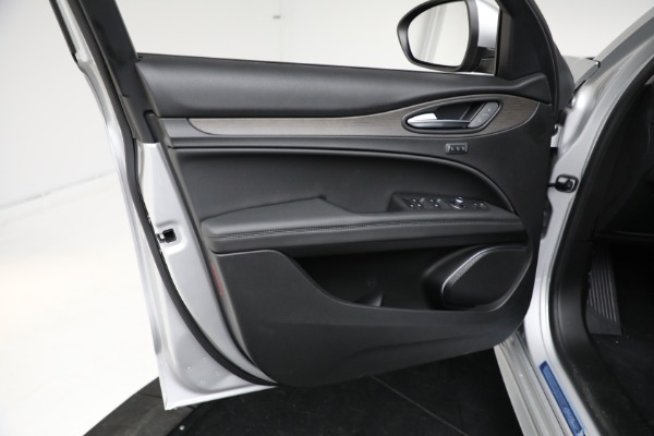 New 2021 Alfa Romeo Stelvio Ti Q4 for sale $50,505 at Maserati of Westport in Westport CT 06880 12