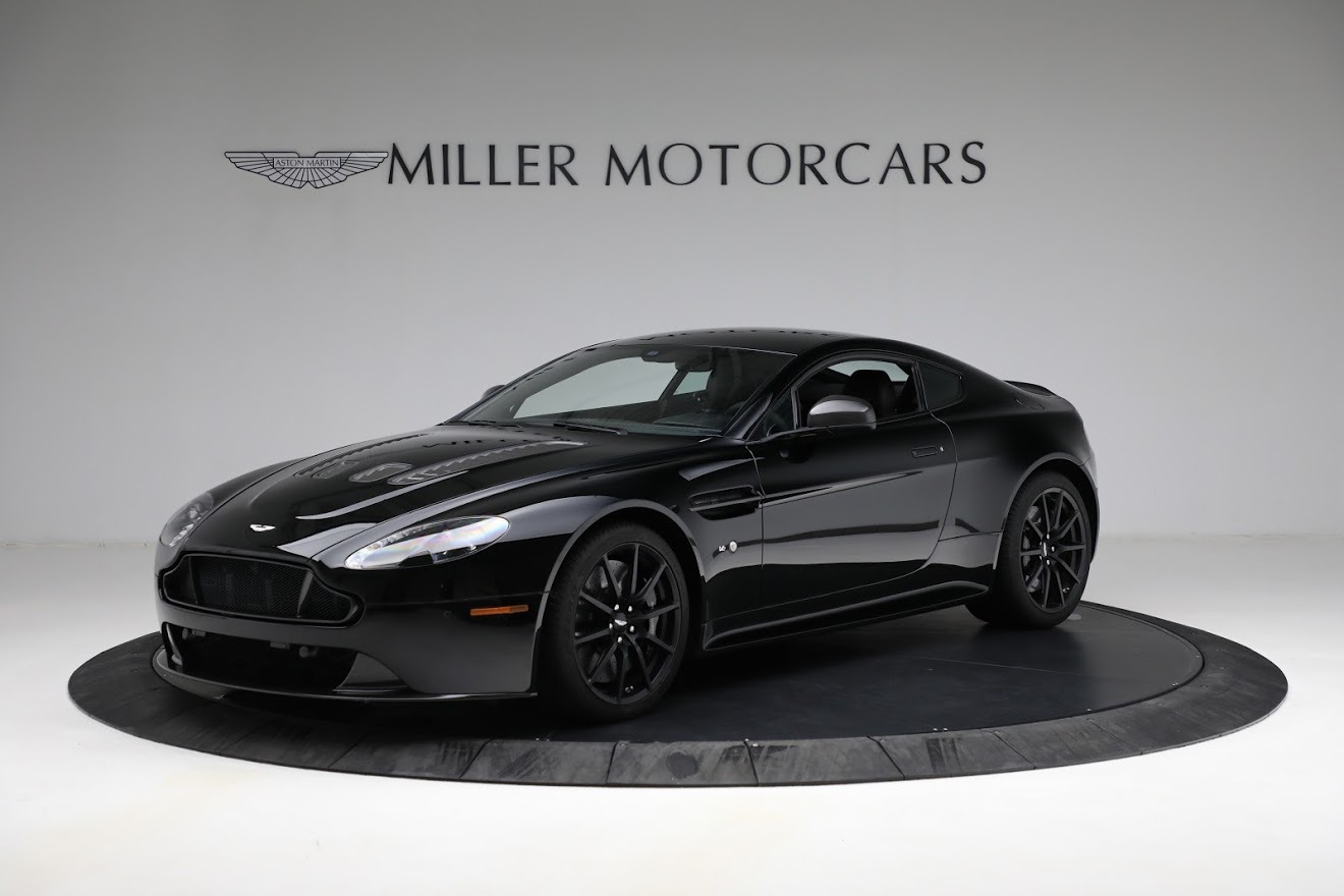 Used 2015 Aston Martin V12 Vantage S for sale Sold at Maserati of Westport in Westport CT 06880 1