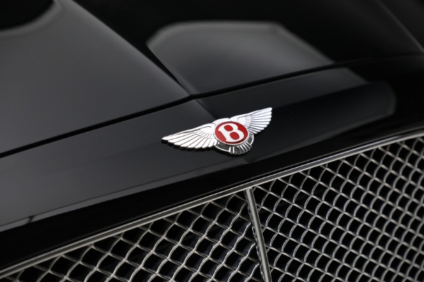 Used 2017 Bentley Flying Spur V8 for sale $129,900 at Maserati of Westport in Westport CT 06880 14