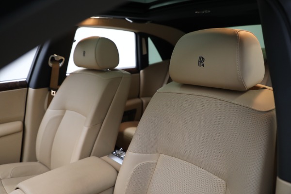 Used 2011 Rolls-Royce Ghost for sale Sold at Maserati of Westport in Westport CT 06880 14