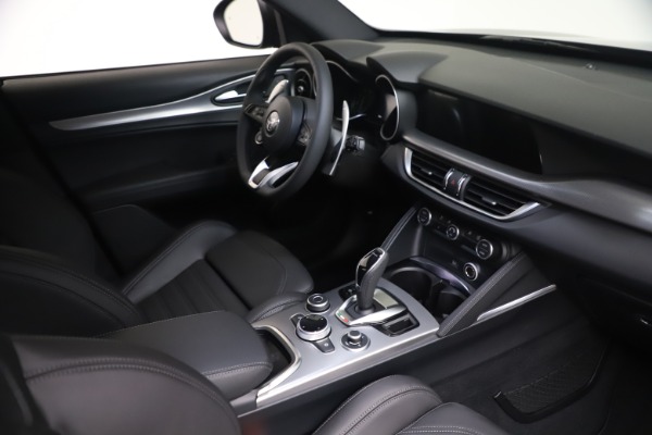 New 2021 Alfa Romeo Stelvio Ti Sport Q4 for sale Sold at Maserati of Westport in Westport CT 06880 18