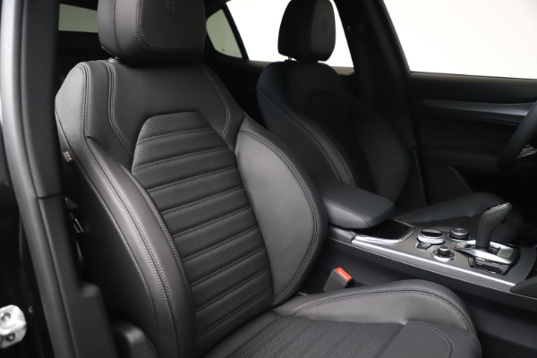 New 2021 Alfa Romeo Stelvio Ti Sport Q4 for sale Sold at Maserati of Westport in Westport CT 06880 20
