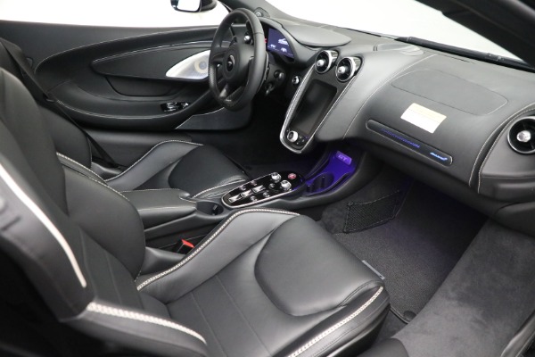 Used 2021 McLaren GT Luxe for sale Sold at Maserati of Westport in Westport CT 06880 21