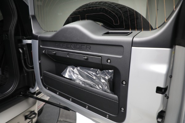 Used 2021 Land Rover Defender 90 X-Dynamic S for sale Sold at Maserati of Westport in Westport CT 06880 24