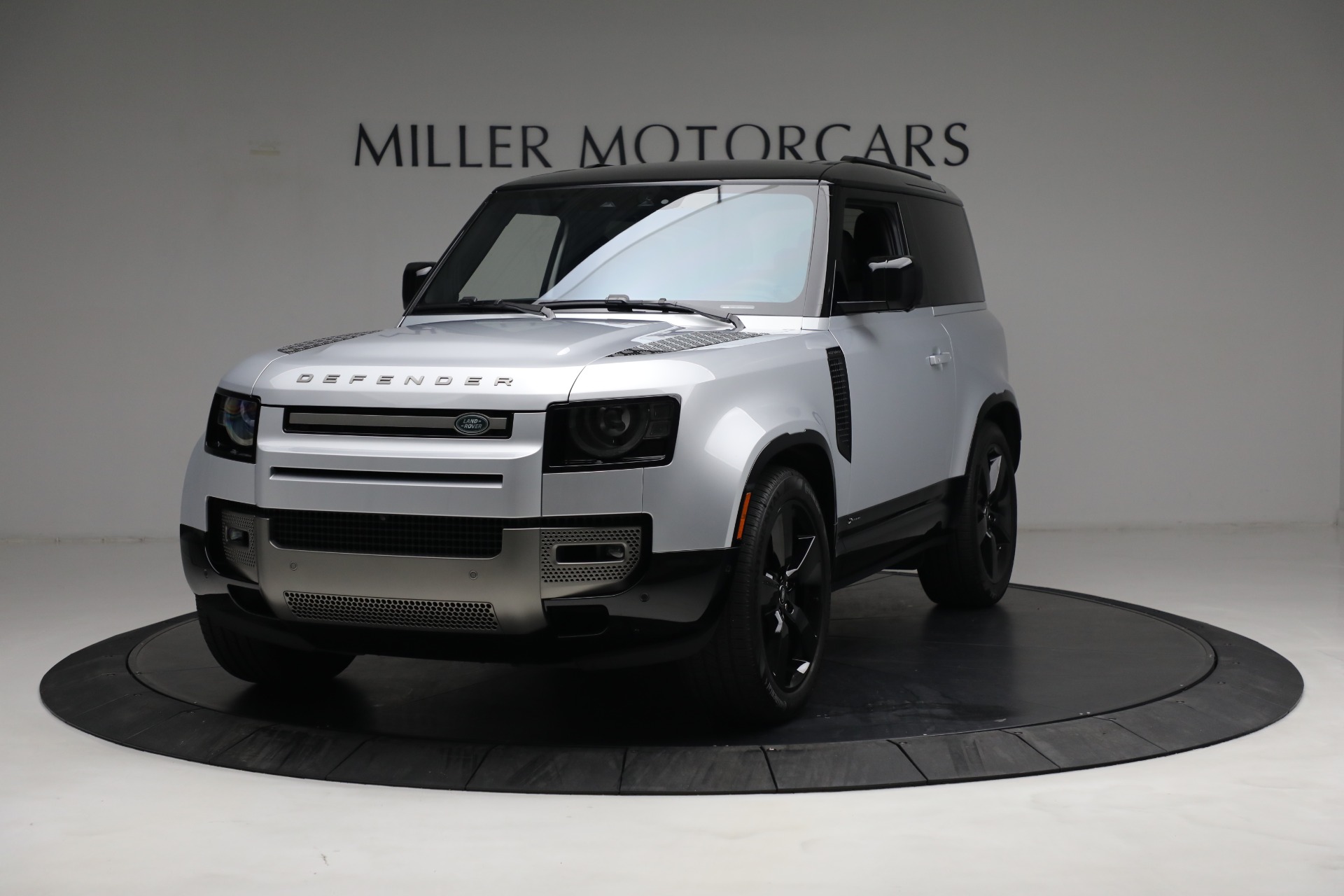 Used 2021 Land Rover Defender 90 X-Dynamic S for sale Sold at Maserati of Westport in Westport CT 06880 1