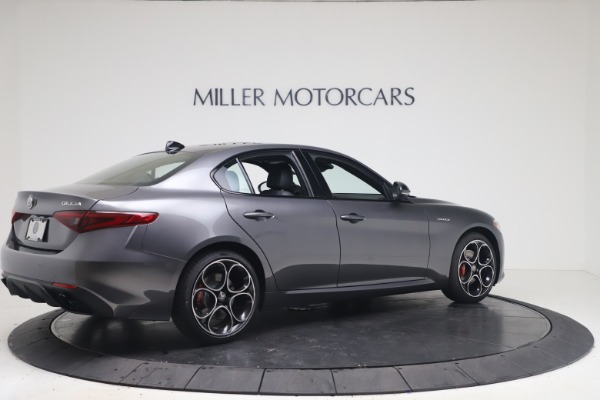 New 2022 Alfa Romeo Giulia Veloce for sale Sold at Maserati of Westport in Westport CT 06880 8