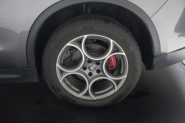 Used 2022 Alfa Romeo Stelvio Sprint for sale $29,900 at Maserati of Westport in Westport CT 06880 23