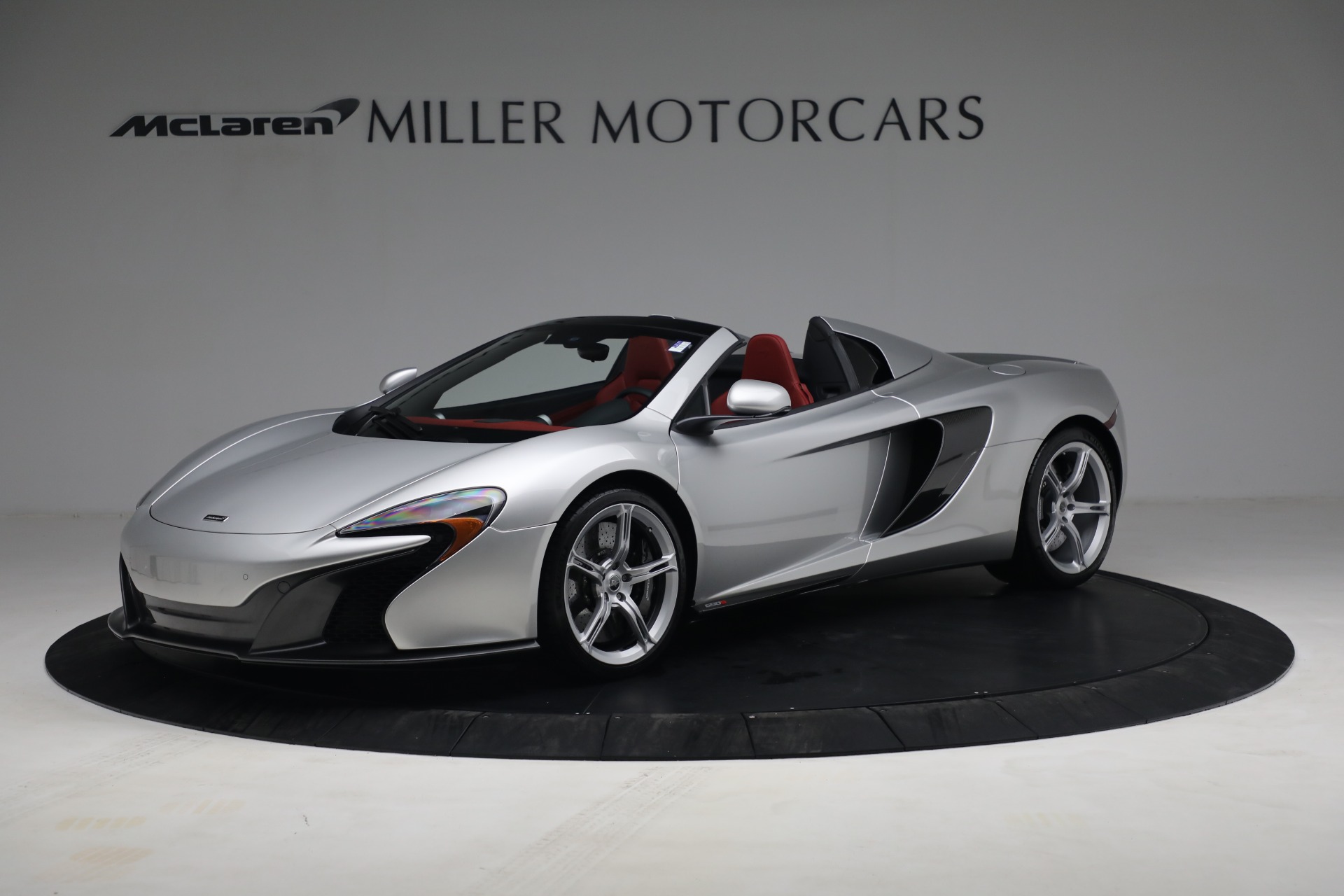 Used 2015 McLaren 650S Spider for sale $179,990 at Maserati of Westport in Westport CT 06880 1