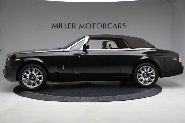 Used 2015 Rolls-Royce Phantom Drophead Coupe for sale Sold at Maserati of Westport in Westport CT 06880 16