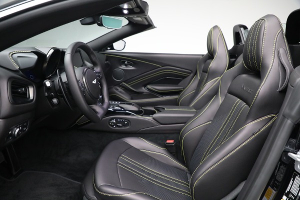 New 2021 Aston Martin Vantage Roadster for sale $192,386 at Maserati of Westport in Westport CT 06880 19