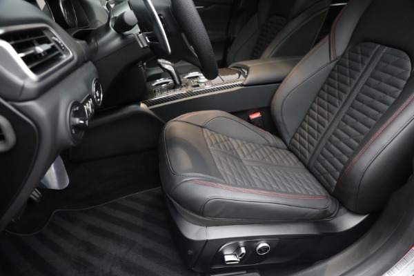 New 2022 Maserati Ghibli F Tributo Q4 for sale Sold at Maserati of Westport in Westport CT 06880 15