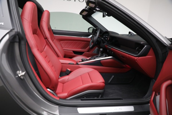 Used 2021 Porsche 911 Targa 4S for sale Sold at Maserati of Westport in Westport CT 06880 25