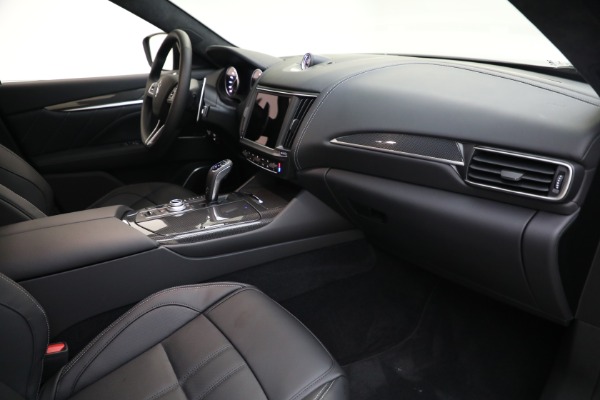 New 2022 Maserati Levante Modena for sale $108,706 at Maserati of Westport in Westport CT 06880 21