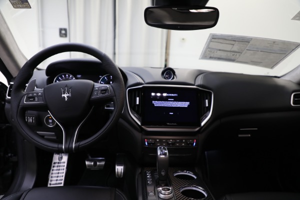New 2022 Maserati Ghibli Modena Q4 for sale Sold at Maserati of Westport in Westport CT 06880 13