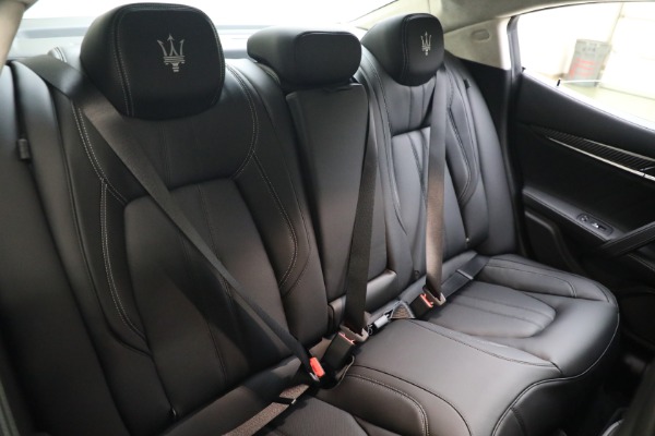 New 2022 Maserati Ghibli Modena Q4 for sale Sold at Maserati of Westport in Westport CT 06880 17