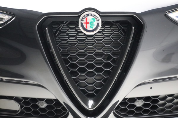 New 2022 Alfa Romeo Stelvio Veloce for sale Sold at Maserati of Westport in Westport CT 06880 27