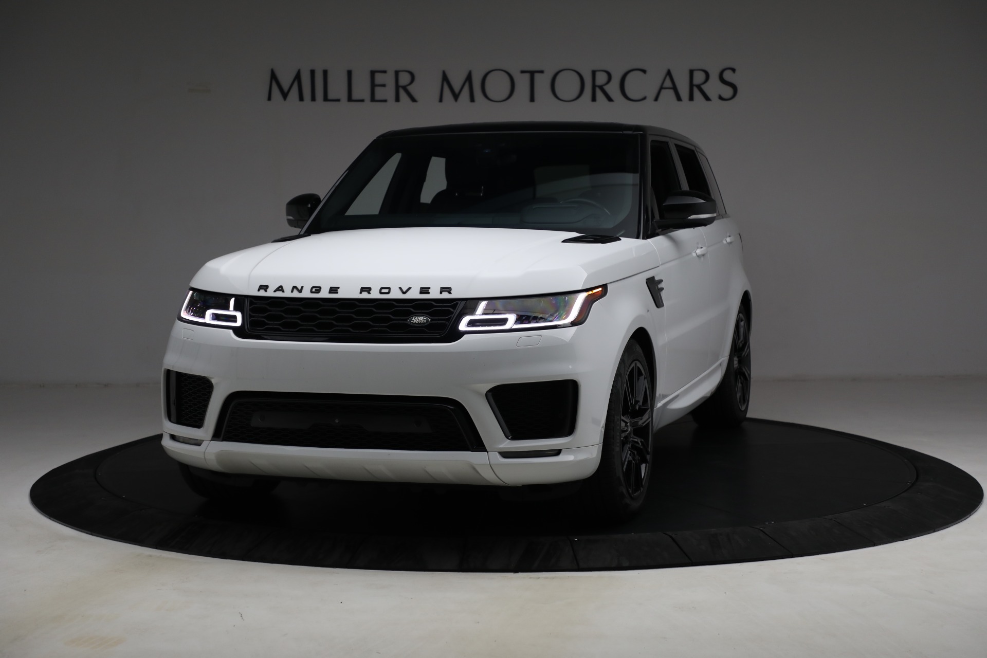 Used 2018 Land Rover Range Rover Sport Supercharged Dynamic for sale Sold at Maserati of Westport in Westport CT 06880 1