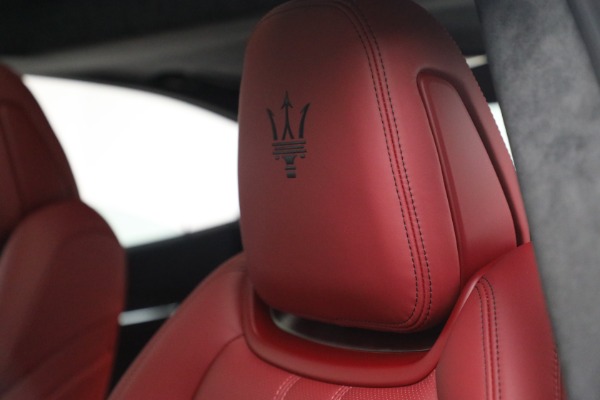 New 2022 Maserati Ghibli Modena Q4 for sale Sold at Maserati of Westport in Westport CT 06880 15