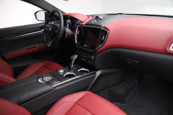 New 2022 Maserati Ghibli Modena Q4 for sale $99,755 at Maserati of Westport in Westport CT 06880 25