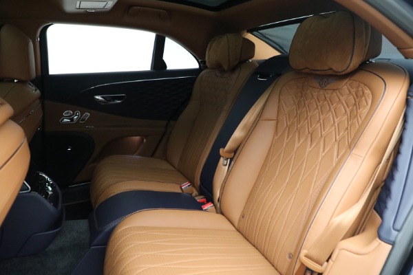 Used 2022 Bentley Flying Spur W12 for sale Sold at Maserati of Westport in Westport CT 06880 21