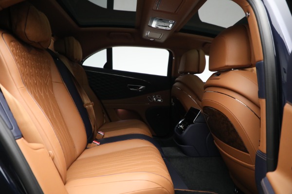 Used 2022 Bentley Flying Spur W12 for sale Sold at Maserati of Westport in Westport CT 06880 27