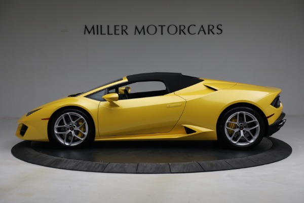 Used 2017 Lamborghini Huracan LP 580-2 Spyder for sale Sold at Maserati of Westport in Westport CT 06880 14