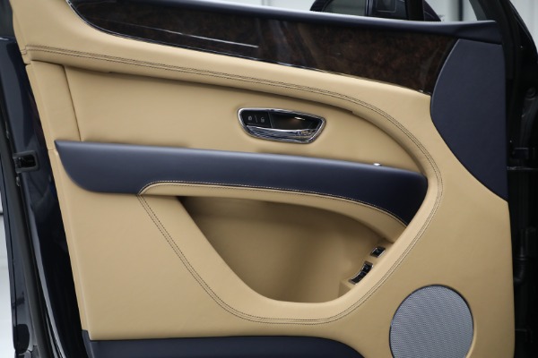 New 2022 Bentley Bentayga V8 for sale Call for price at Maserati of Westport in Westport CT 06880 17