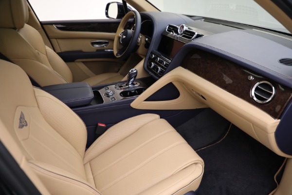New 2022 Bentley Bentayga V8 for sale Call for price at Maserati of Westport in Westport CT 06880 25