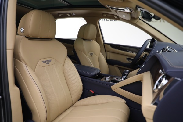 New 2022 Bentley Bentayga V8 for sale Call for price at Maserati of Westport in Westport CT 06880 27