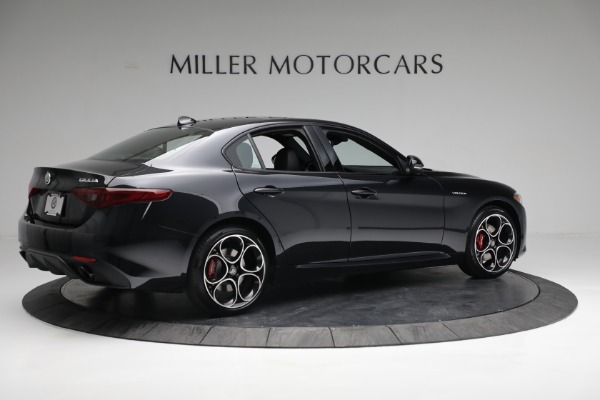 New 2022 Alfa Romeo Giulia Veloce for sale Sold at Maserati of Westport in Westport CT 06880 8