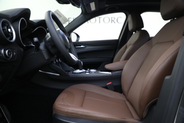 New 2022 Alfa Romeo Stelvio Ti for sale $56,405 at Maserati of Westport in Westport CT 06880 15