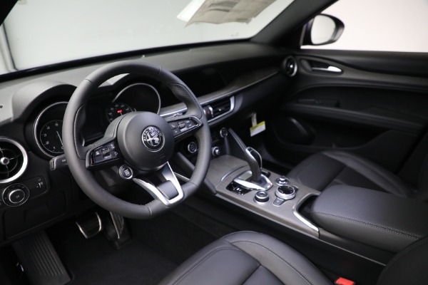 New 2022 Alfa Romeo Stelvio Ti for sale $54,005 at Maserati of Westport in Westport CT 06880 13