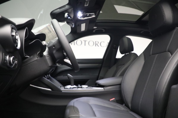 New 2022 Alfa Romeo Stelvio Ti for sale $54,005 at Maserati of Westport in Westport CT 06880 14