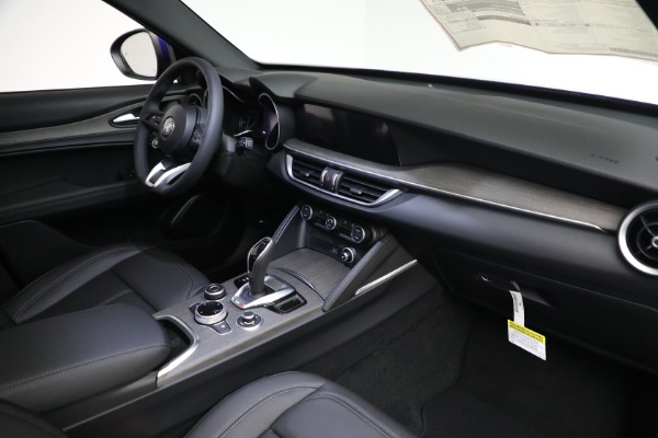New 2022 Alfa Romeo Stelvio Ti for sale $54,005 at Maserati of Westport in Westport CT 06880 23
