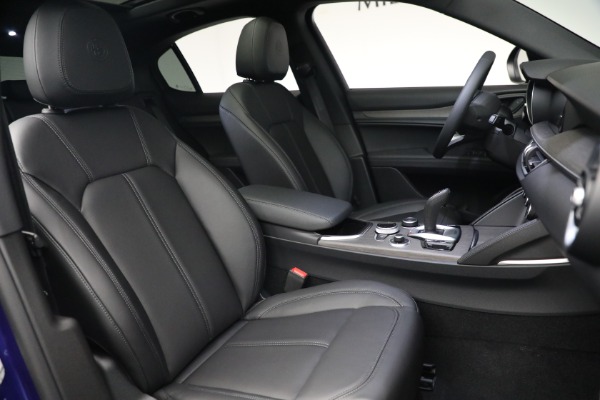 New 2022 Alfa Romeo Stelvio Ti for sale $54,005 at Maserati of Westport in Westport CT 06880 25