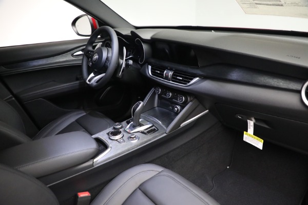New 2022 Alfa Romeo Stelvio Sprint for sale Sold at Maserati of Westport in Westport CT 06880 20