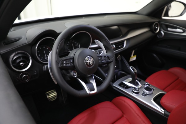 New 2022 Alfa Romeo Stelvio Veloce for sale Sold at Maserati of Westport in Westport CT 06880 15