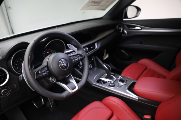 New 2022 Alfa Romeo Stelvio for sale $56,345 at Maserati of Westport in Westport CT 06880 13