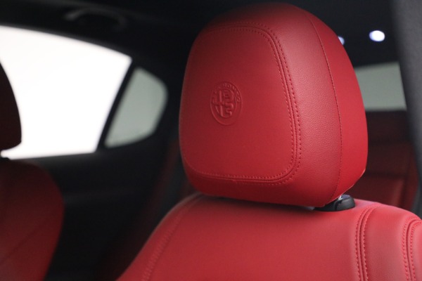 New 2022 Alfa Romeo Stelvio for sale $56,345 at Maserati of Westport in Westport CT 06880 16