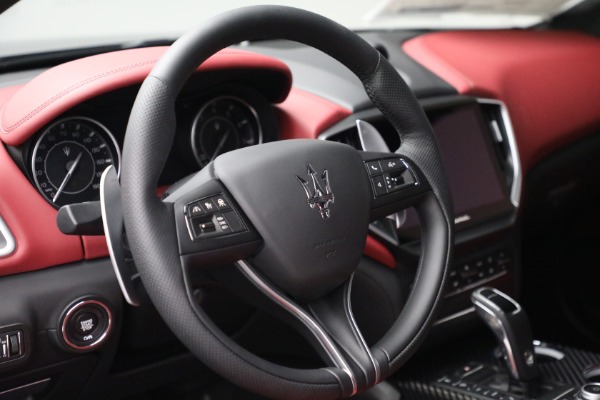 New 2022 Maserati Ghibli Modena Q4 for sale Sold at Maserati of Westport in Westport CT 06880 17