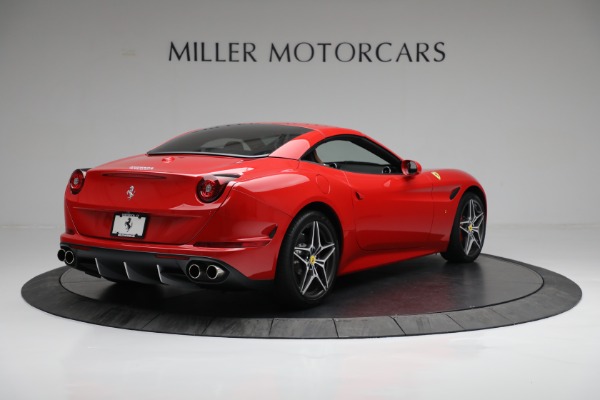 Used 2016 Ferrari California T for sale Sold at Maserati of Westport in Westport CT 06880 17