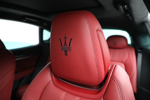 New 2022 Maserati Levante Modena S for sale Sold at Maserati of Westport in Westport CT 06880 16