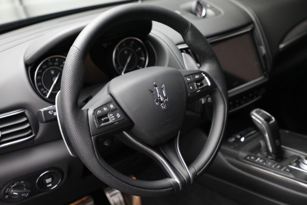 New 2022 Maserati Levante GT for sale $100,365 at Maserati of Westport in Westport CT 06880 17